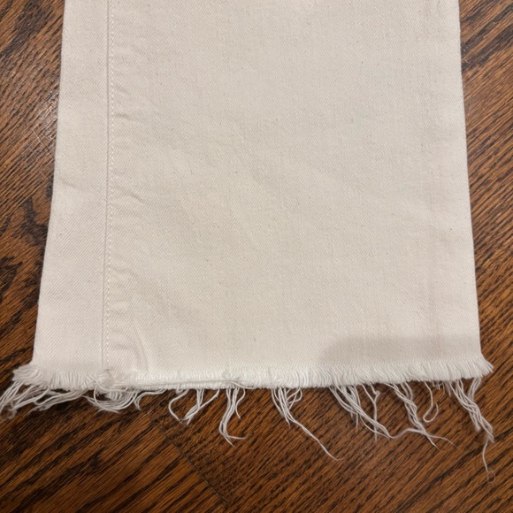 Frame Crop Mini Boot - Picture 7 of 12